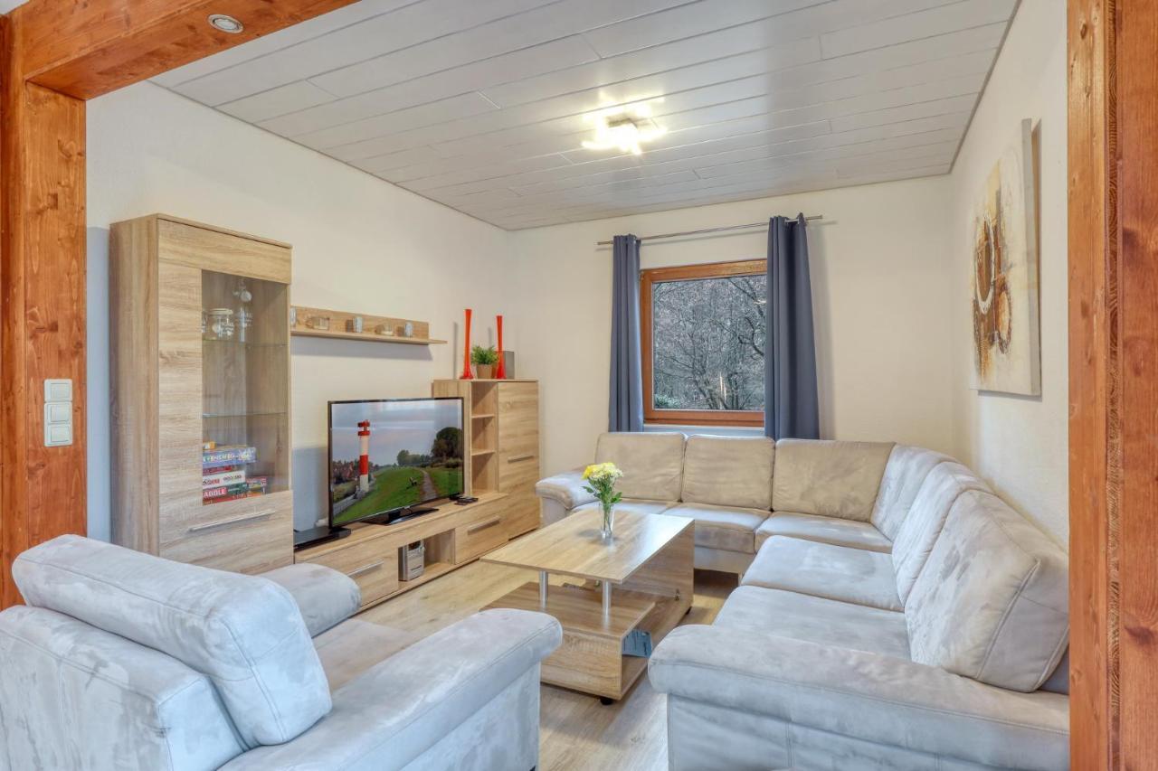 Seepark Kirchheim Ferienhaus Bei Zeta Mit Sauna Exterior foto