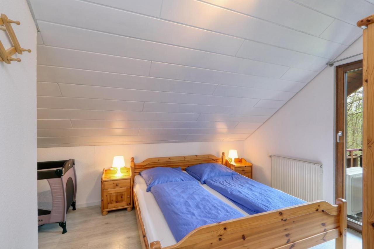 Seepark Kirchheim Ferienhaus Bei Zeta Mit Sauna Exterior foto