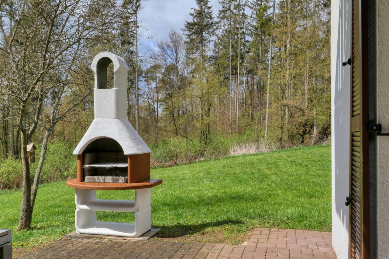 Seepark Kirchheim Ferienhaus Bei Zeta Mit Sauna Exterior foto